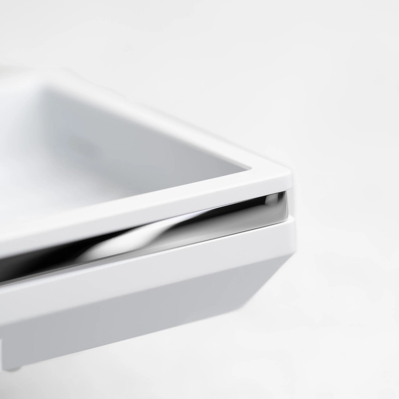 Envoy Accent - Finish:Silver Mirror